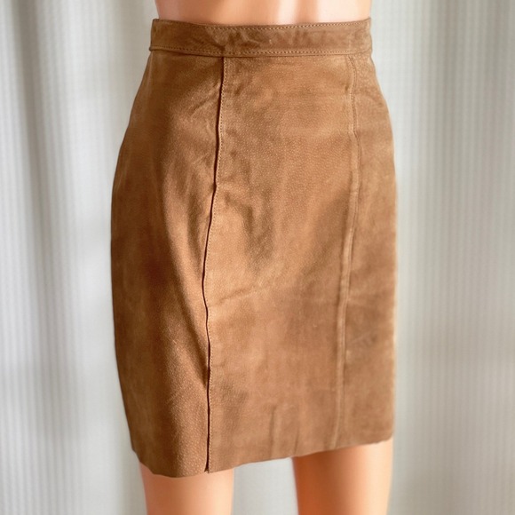 Global Identity Leather Dresses & Skirts - Vintage 90s Global Identity Leather London Tan Brown Suede Mini Skirt Size 3/4